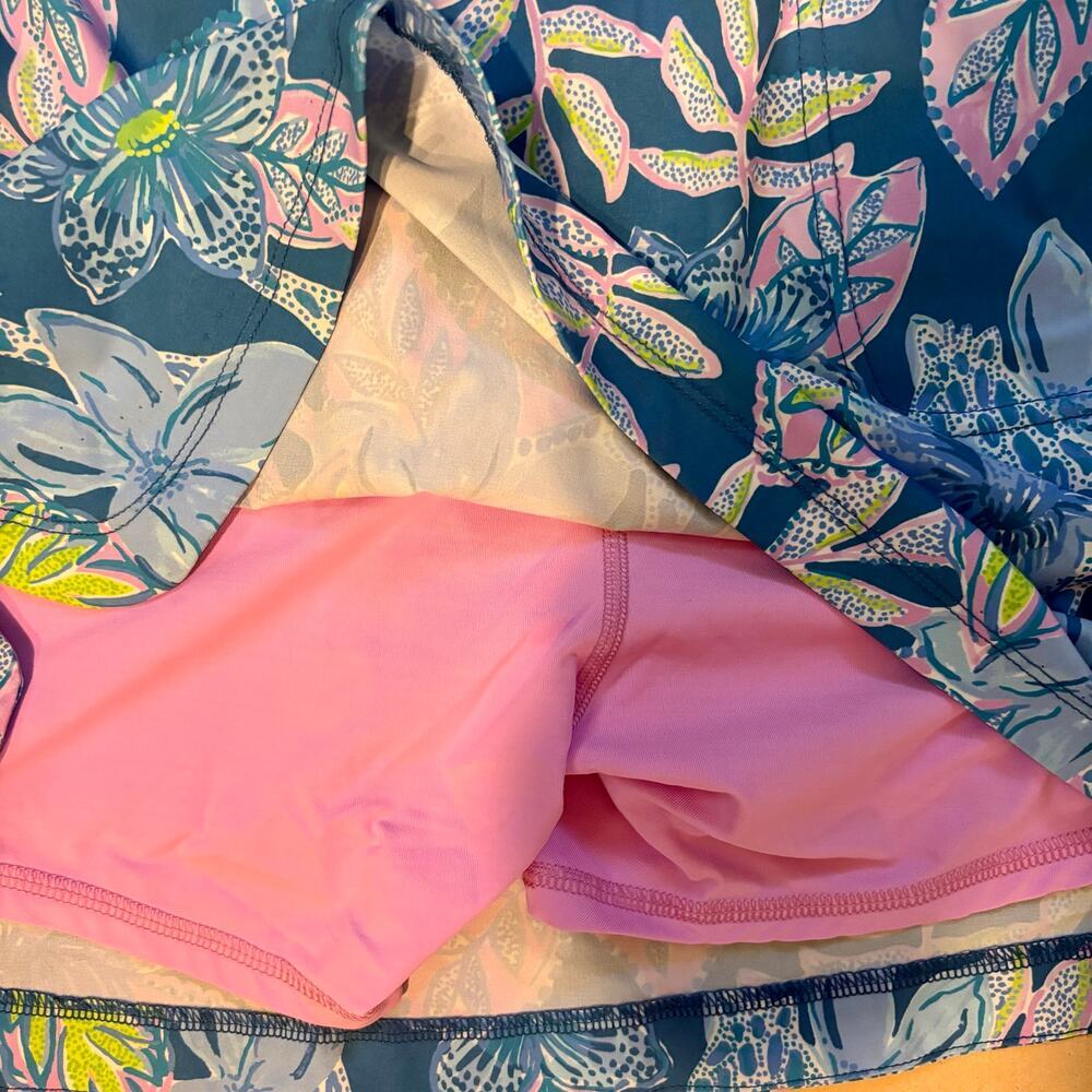 Lilly Pulitzer Luxletic Run Around Skort UPF 50+ Size XL NWT Blue/Pink Floral - Picture 10 of 11